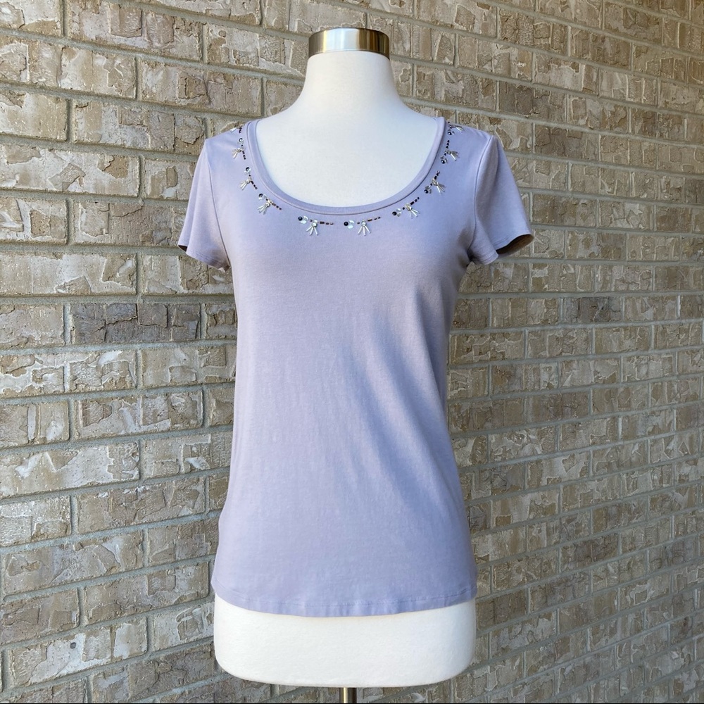 Ann Taylor Jeweled T-Shirt Size S 🌸